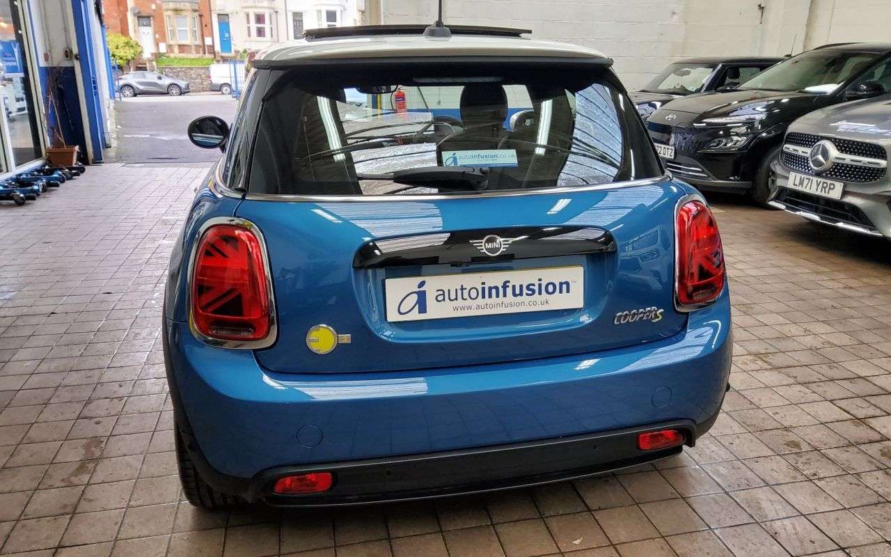 2023 MINI ELECTRIC HATCH 2023 MINI ELECTRIC HATCH