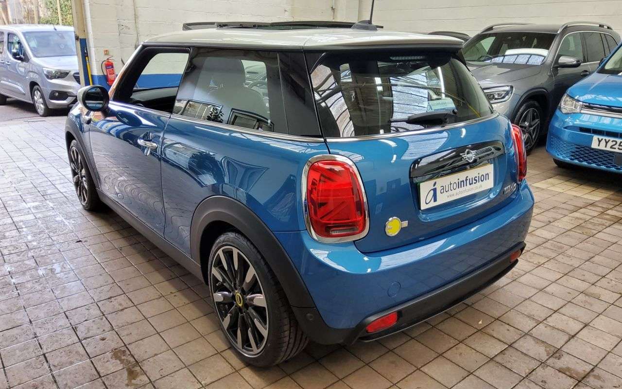 2023 MINI ELECTRIC HATCH 2023 MINI ELECTRIC HATCH