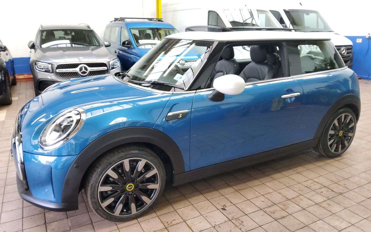 2023 MINI ELECTRIC HATCH 2023 MINI ELECTRIC HATCH