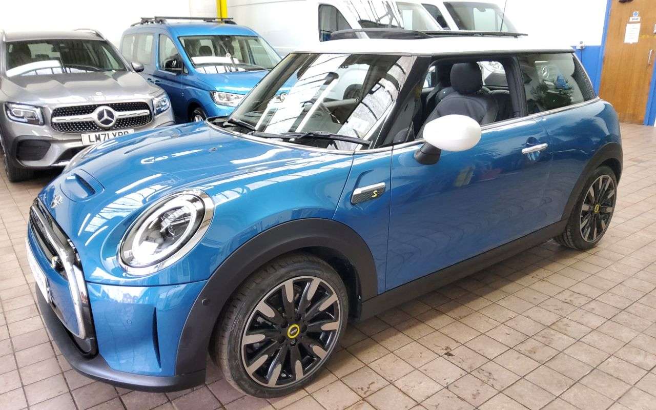 2023 MINI ELECTRIC HATCH 2023 MINI ELECTRIC HATCH