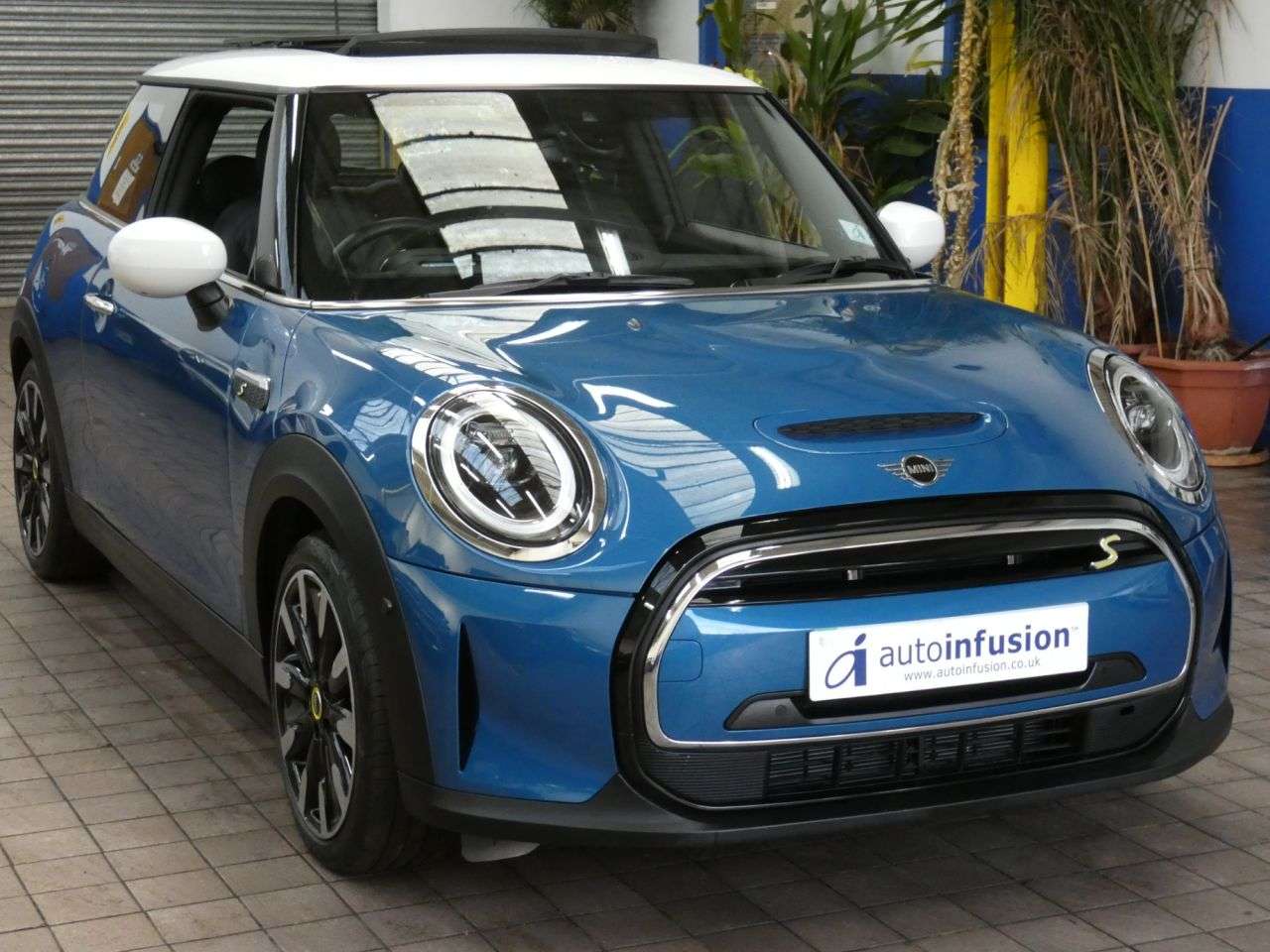 2023 MINI ELECTRIC HATCH 2023 MINI ELECTRIC HATCH