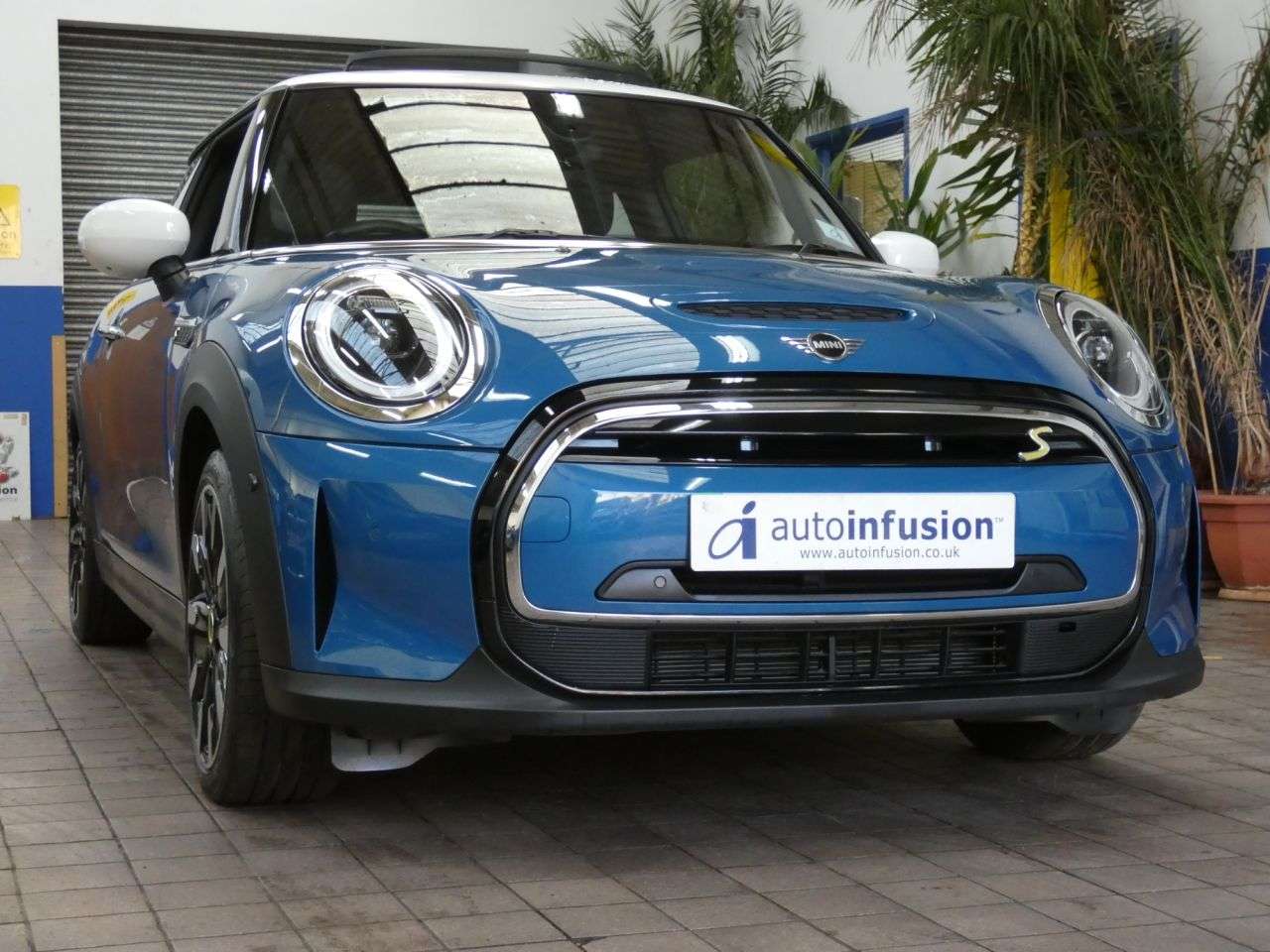 2023 MINI ELECTRIC HATCH 2023 MINI ELECTRIC HATCH