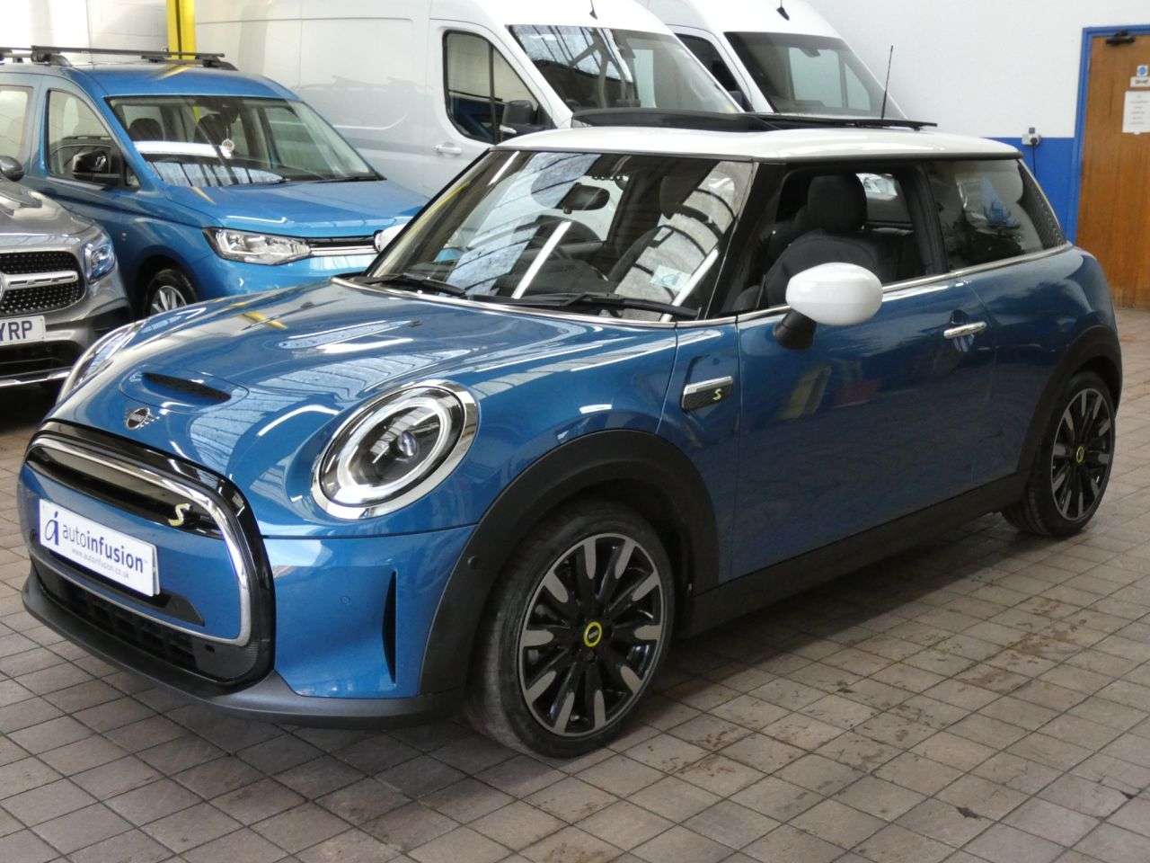 2023 MINI ELECTRIC HATCH 2023 MINI ELECTRIC HATCH