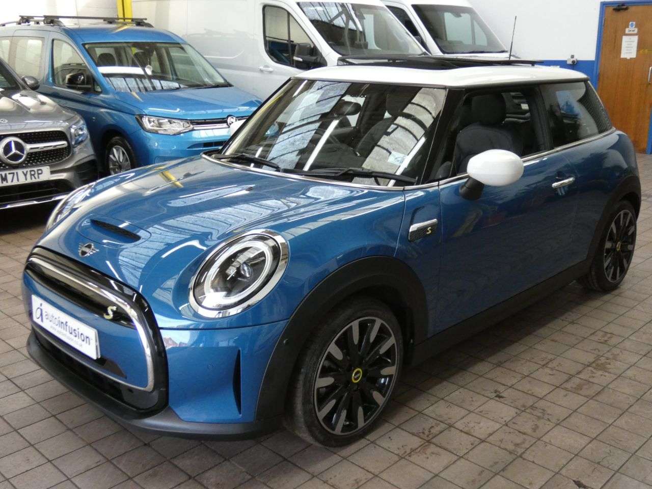 2023 MINI ELECTRIC HATCH 2023 MINI ELECTRIC HATCH