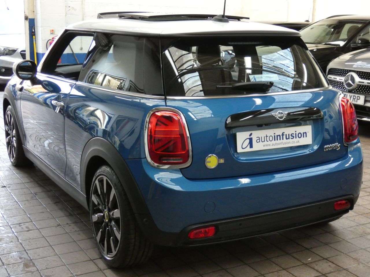 2023 MINI ELECTRIC HATCH 2023 MINI ELECTRIC HATCH