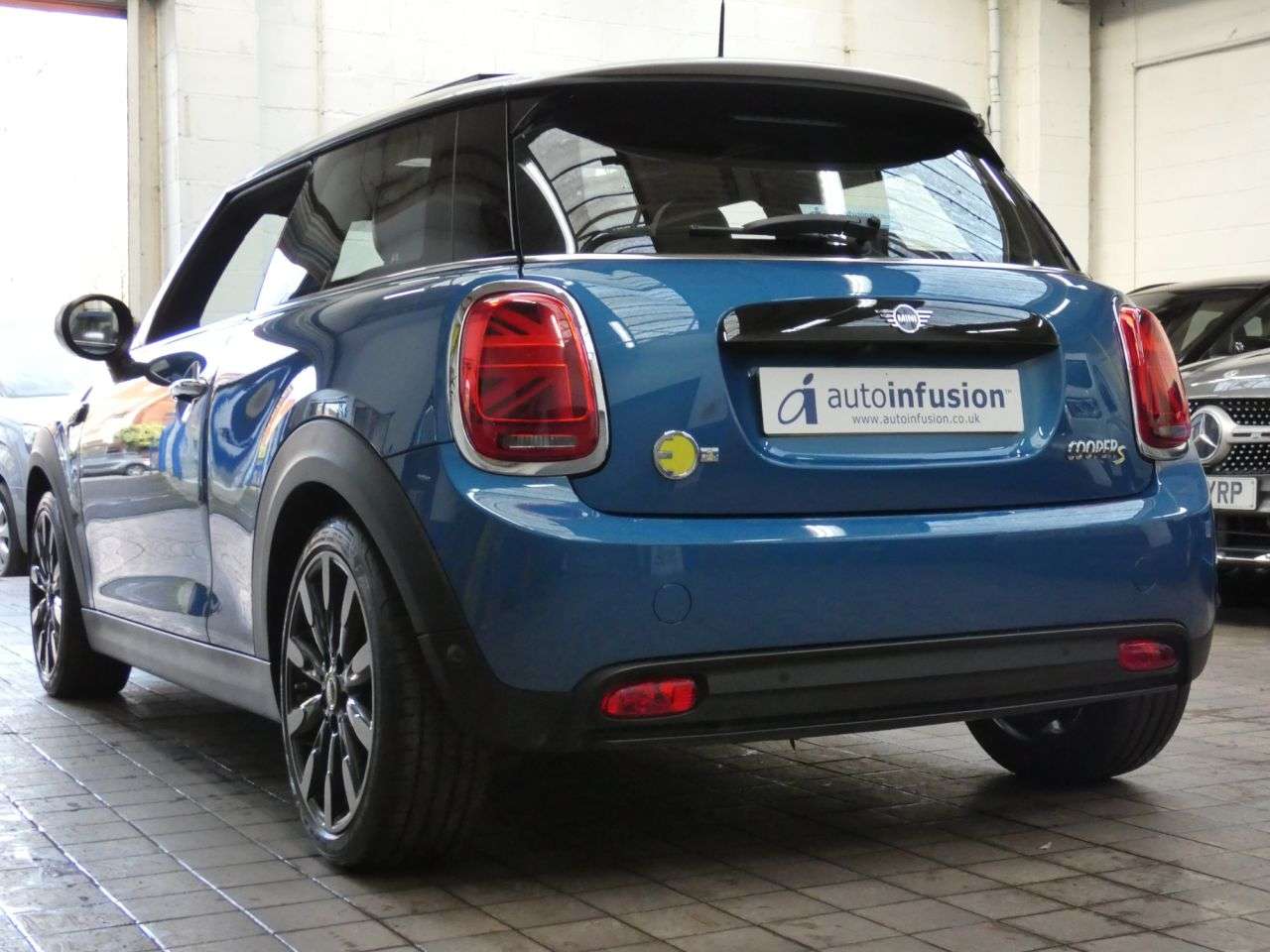 2023 MINI ELECTRIC HATCH 2023 MINI ELECTRIC HATCH