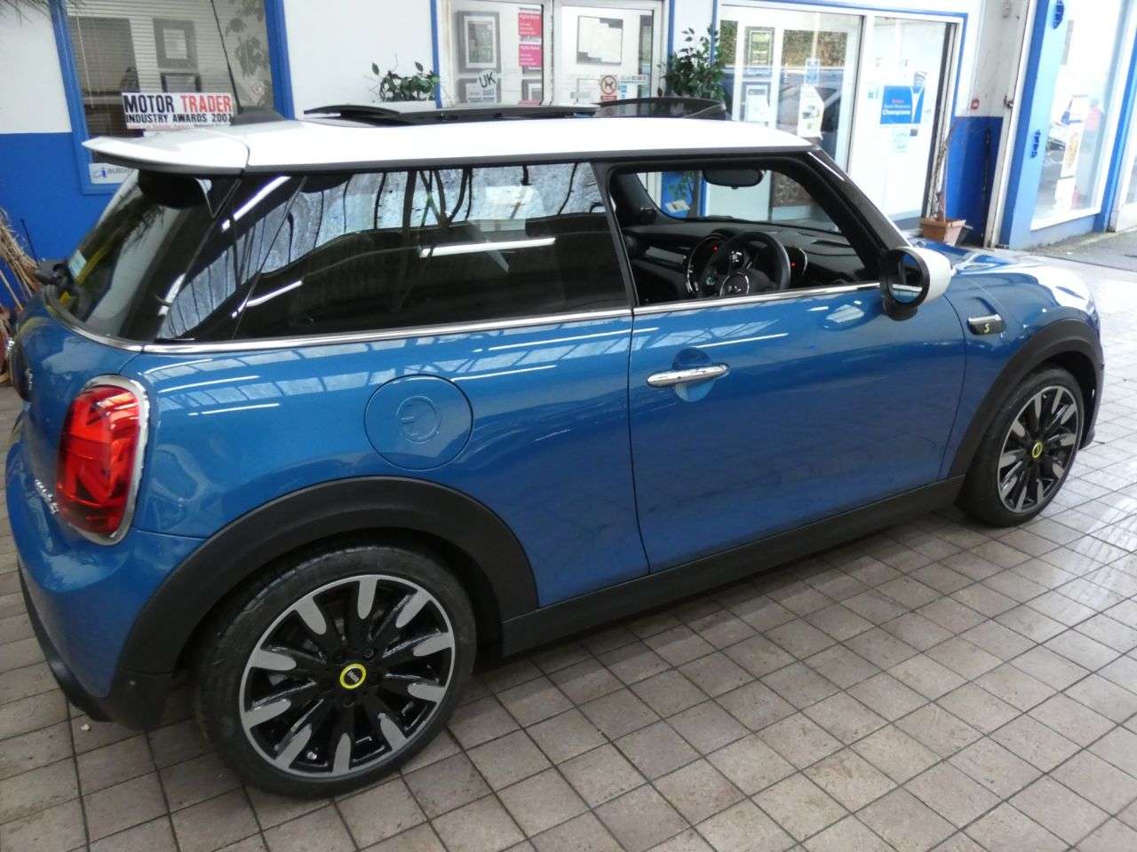 2023 MINI ELECTRIC HATCH 2023 MINI ELECTRIC HATCH