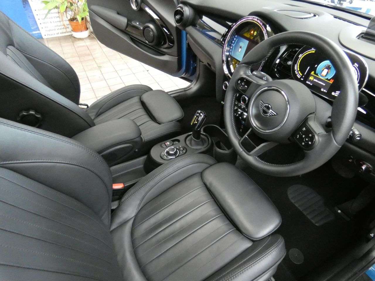 2023 MINI ELECTRIC HATCH 2023 MINI ELECTRIC HATCH