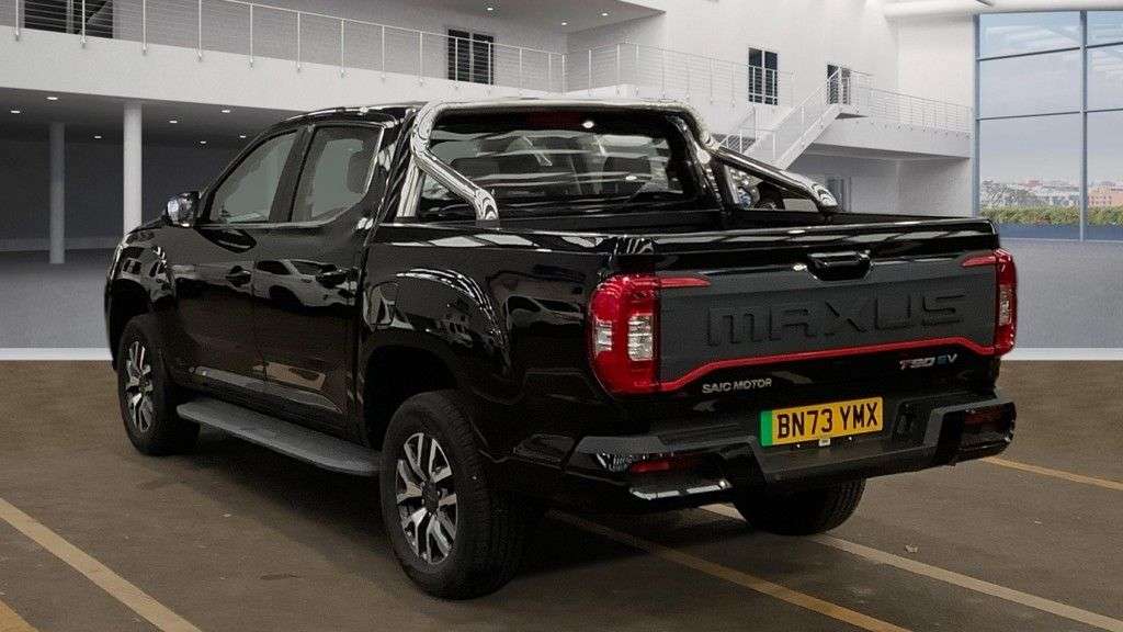 A 2023 MAXUS T90EV 88.5kWh Elite Pickup Double Cab 4dr Electric Auto RWD (177 ps) MAXUS WARRAN A 2023 MAXUS T90EV 88.5kWh Elite Pickup Double Cab 4dr Electric Auto RWD (177 ps) MAXUS WARRAN