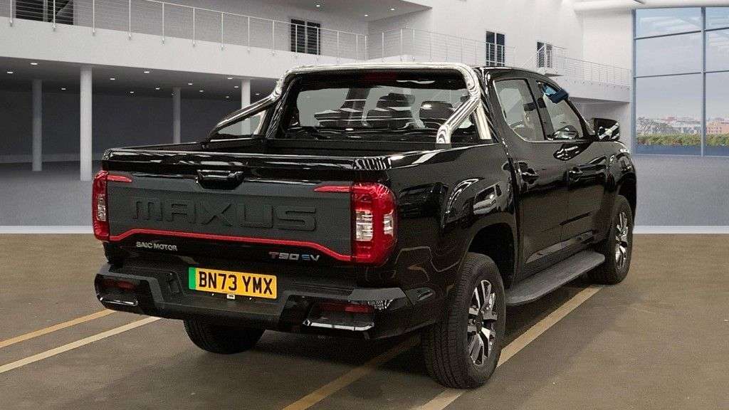 A 2023 MAXUS T90EV 88.5kWh Elite Pickup Double Cab 4dr Electric Auto RWD (177 ps) MAXUS WARRAN A 2023 MAXUS T90EV 88.5kWh Elite Pickup Double Cab 4dr Electric Auto RWD (177 ps) MAXUS WARRAN