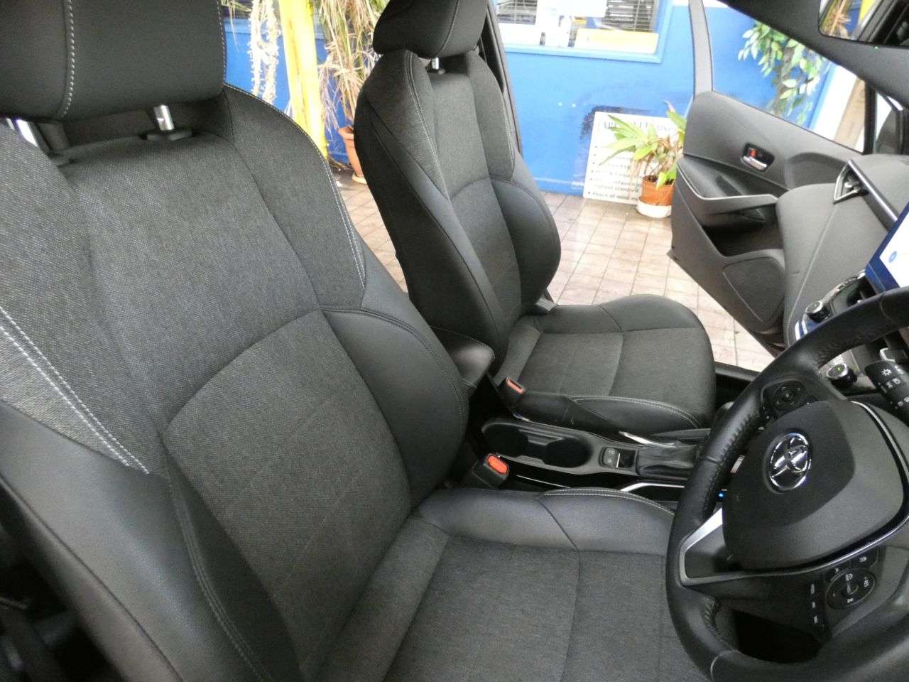 2023 TOYOTA COROLLA 2023 TOYOTA COROLLA