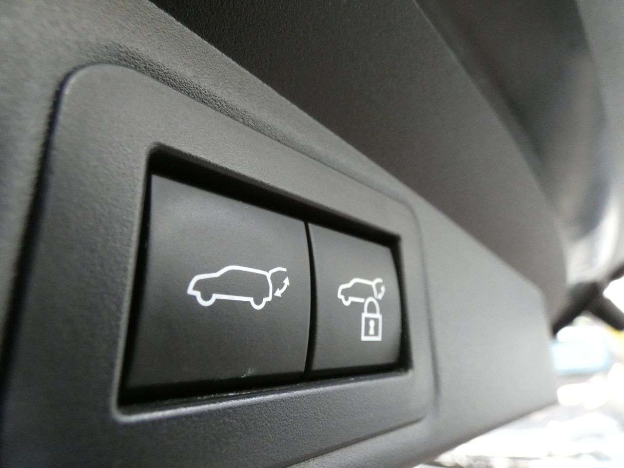 2023 TOYOTA COROLLA 2023 TOYOTA COROLLA