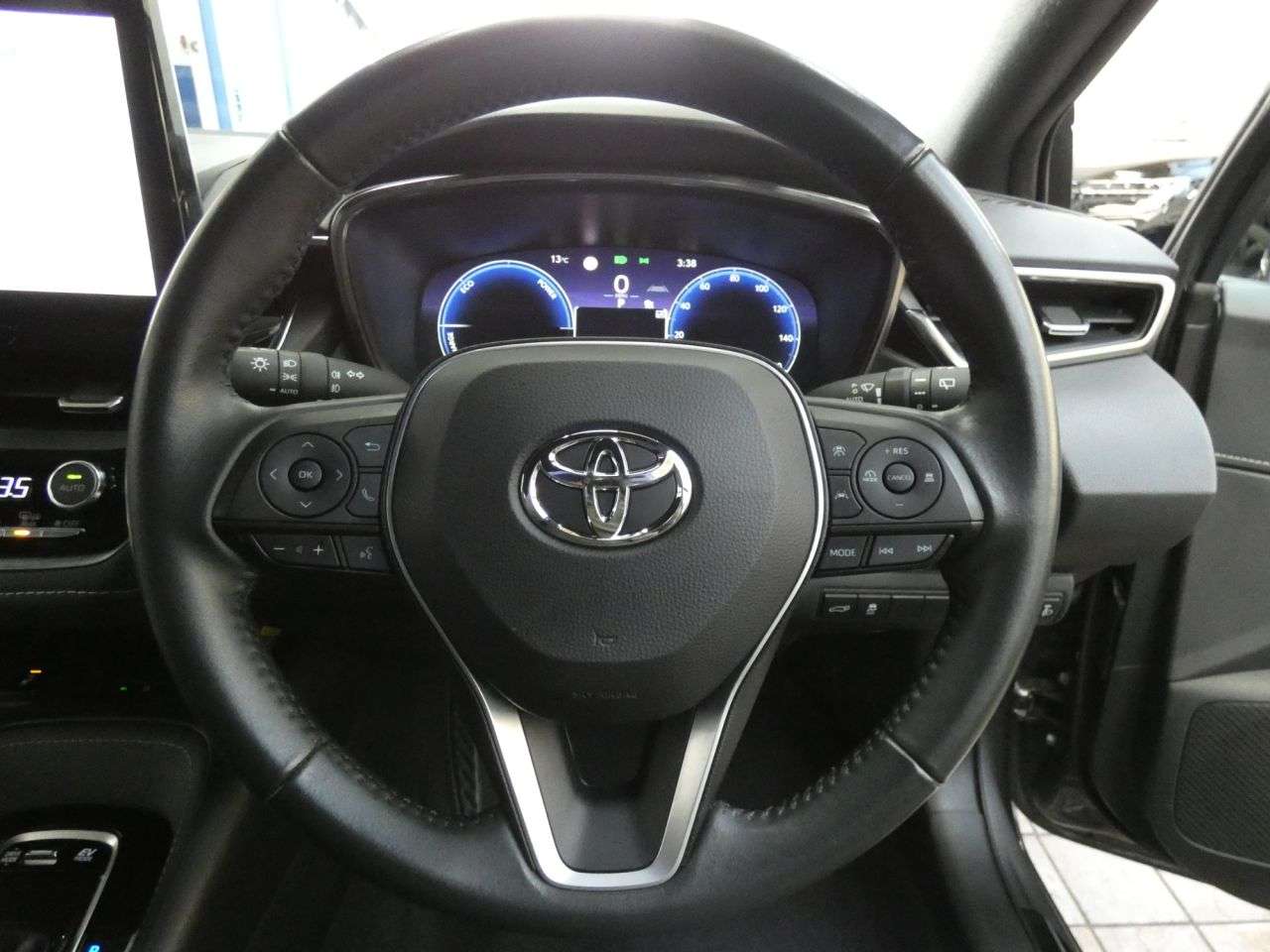 2023 TOYOTA COROLLA 2023 TOYOTA COROLLA