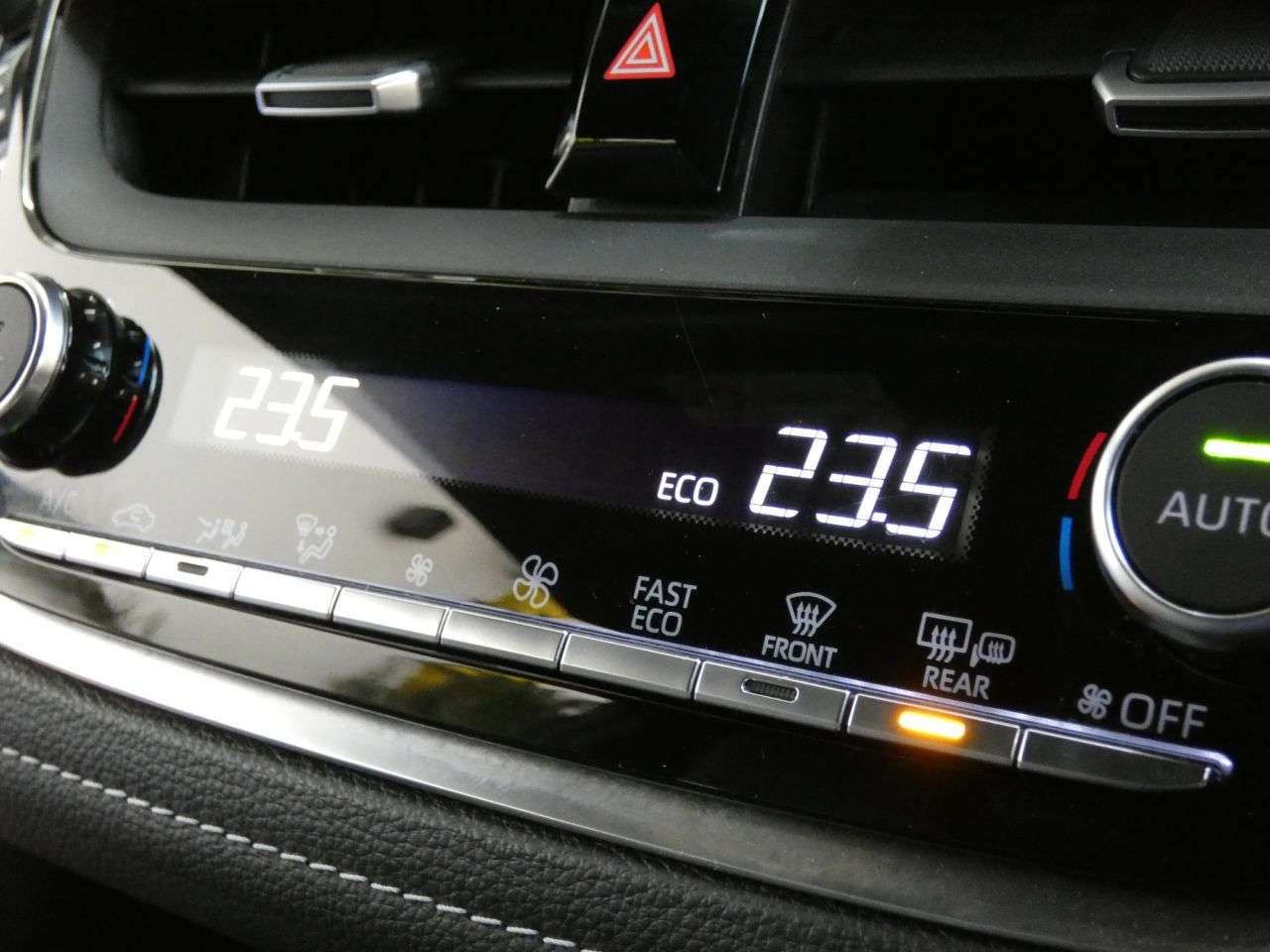 2023 TOYOTA COROLLA 2023 TOYOTA COROLLA