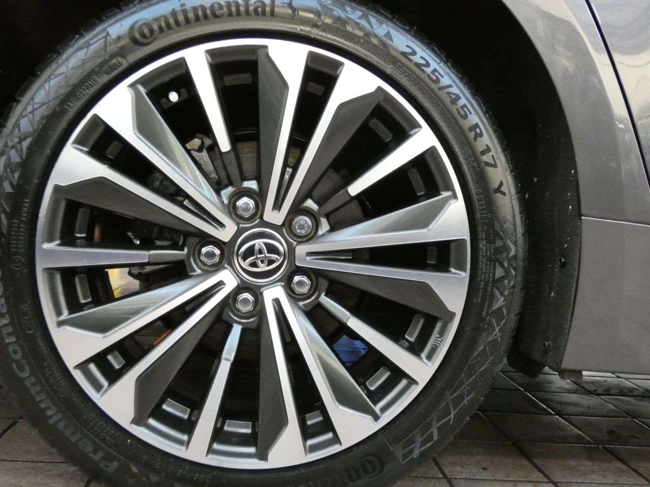 2023 TOYOTA COROLLA 2023 TOYOTA COROLLA