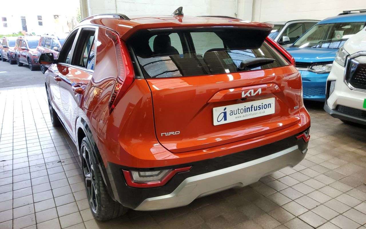 2023 KIA NIRO 2023 KIA NIRO