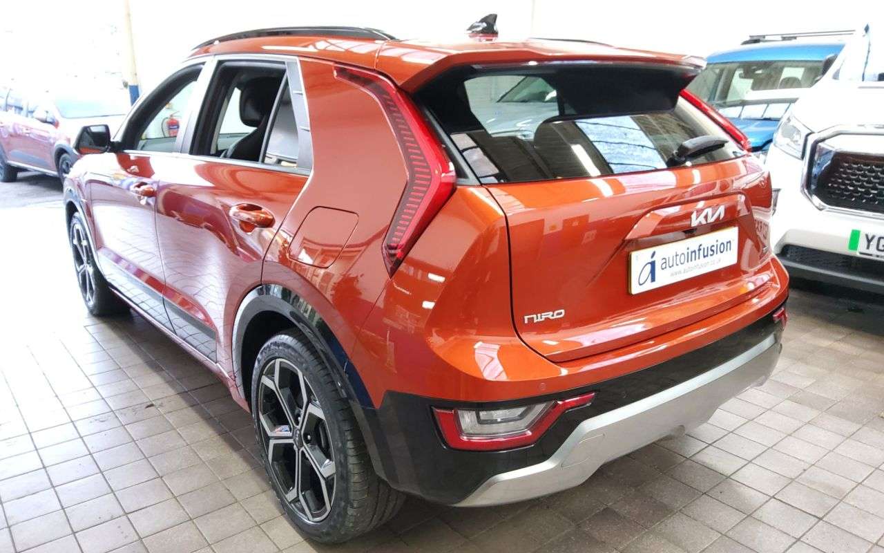 2023 KIA NIRO 2023 KIA NIRO