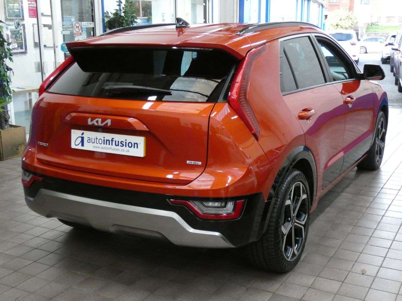 2023 KIA NIRO 2023 KIA NIRO