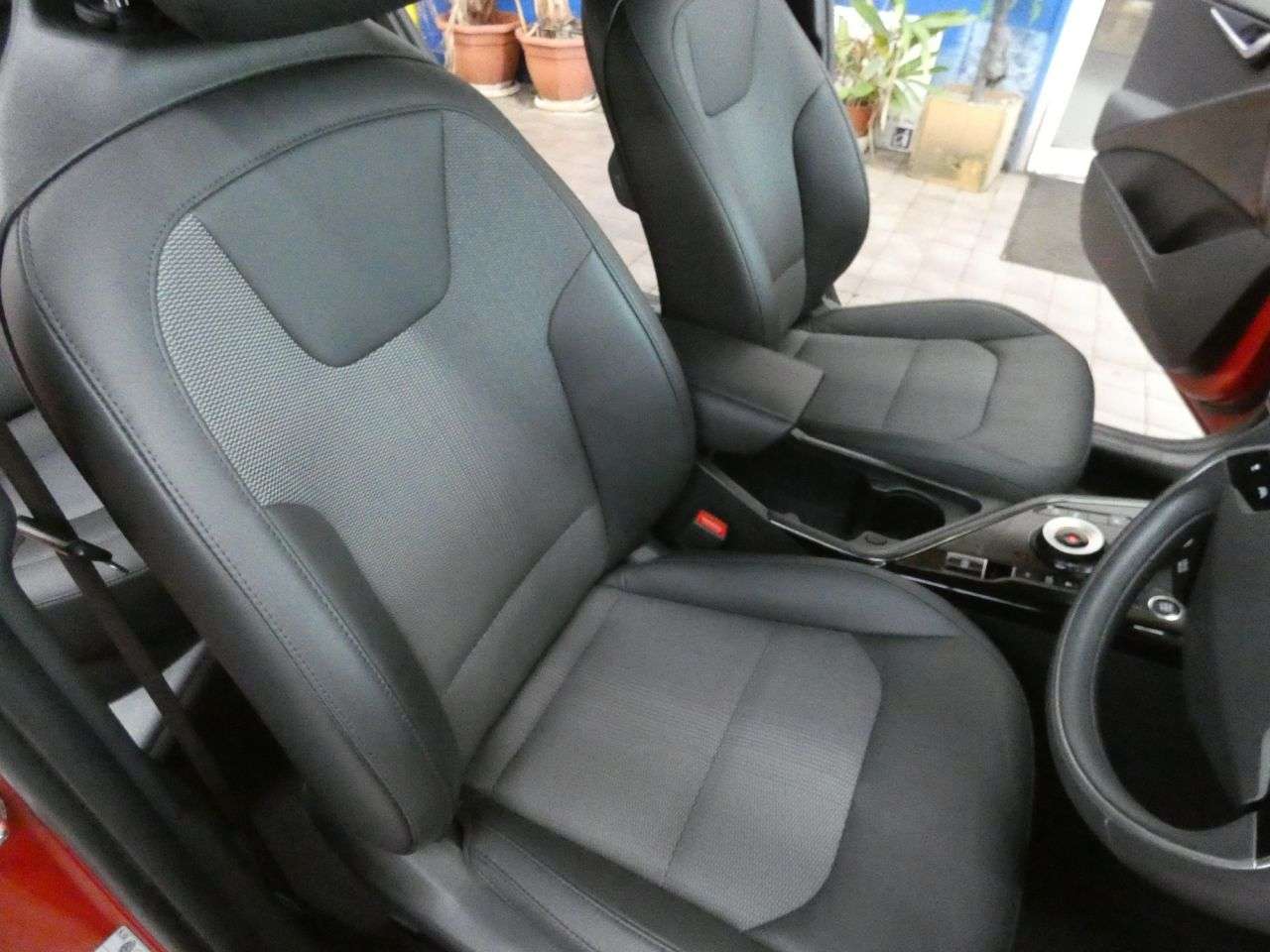 2023 KIA NIRO 2023 KIA NIRO