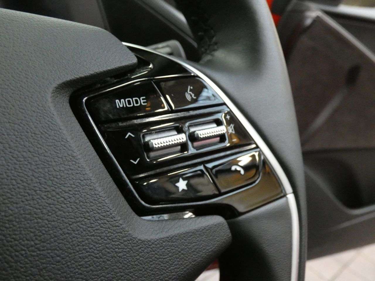 2023 KIA NIRO 2023 KIA NIRO