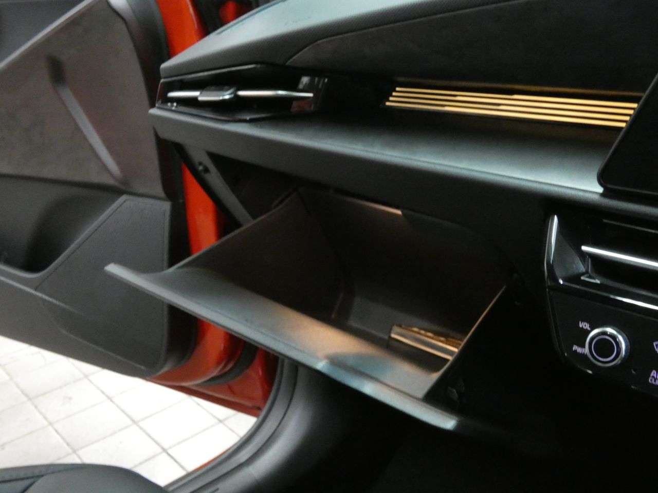 2023 KIA NIRO 2023 KIA NIRO