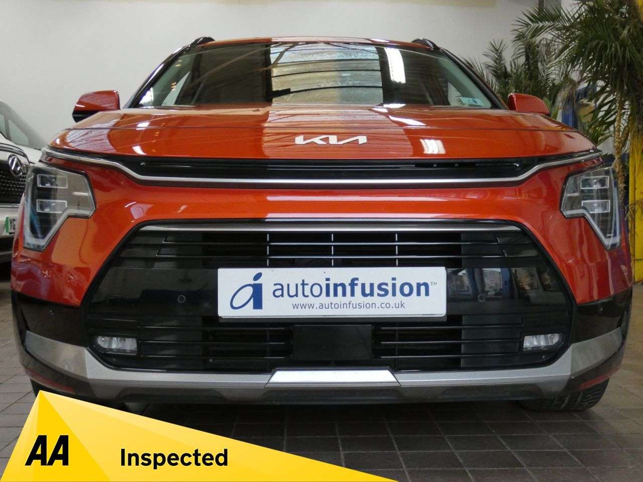 A 2023 KIA NIRO 1.6 GDi 11.1kWh 3 SUV 5dr Petrol Plug-in Hybrid DCT Euro 6 (s/s) (180 bhp) A 2023 KIA NIRO 1.6 GDi 11.1kWh 3 SUV 5dr Petrol Plug-in Hybrid DCT Euro 6 (s/s) (180 bhp)