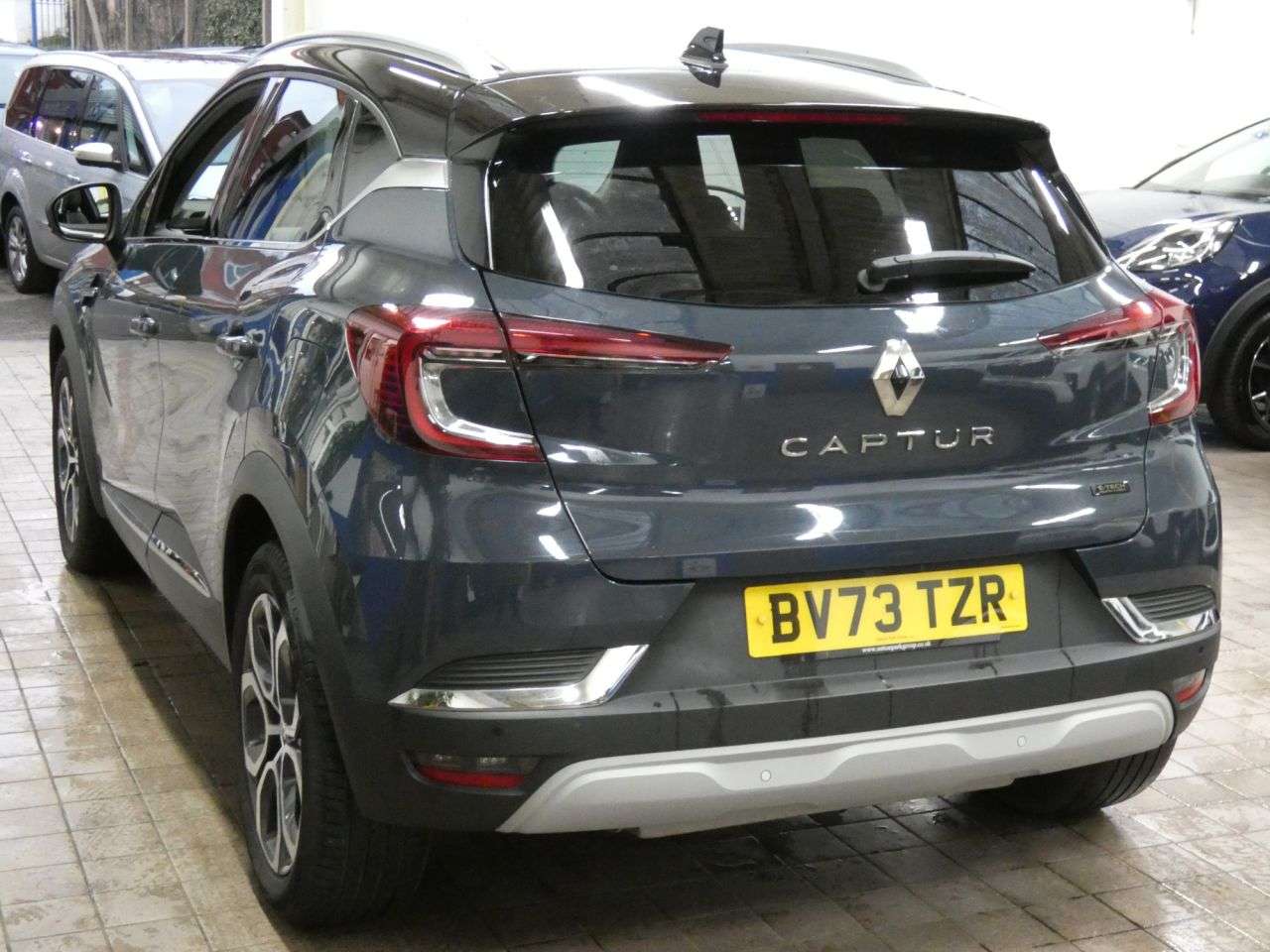 A 2023 RENAULT CAPTUR 1.6 E-TECH 9.8kWh techno SUV 5dr Petrol Plug-in Hybrid Auto Euro 6 (s/s) (1 A 2023 RENAULT CAPTUR 1.6 E-TECH 9.8kWh techno SUV 5dr Petrol Plug-in Hybrid Auto Euro 6 (s/s) (1