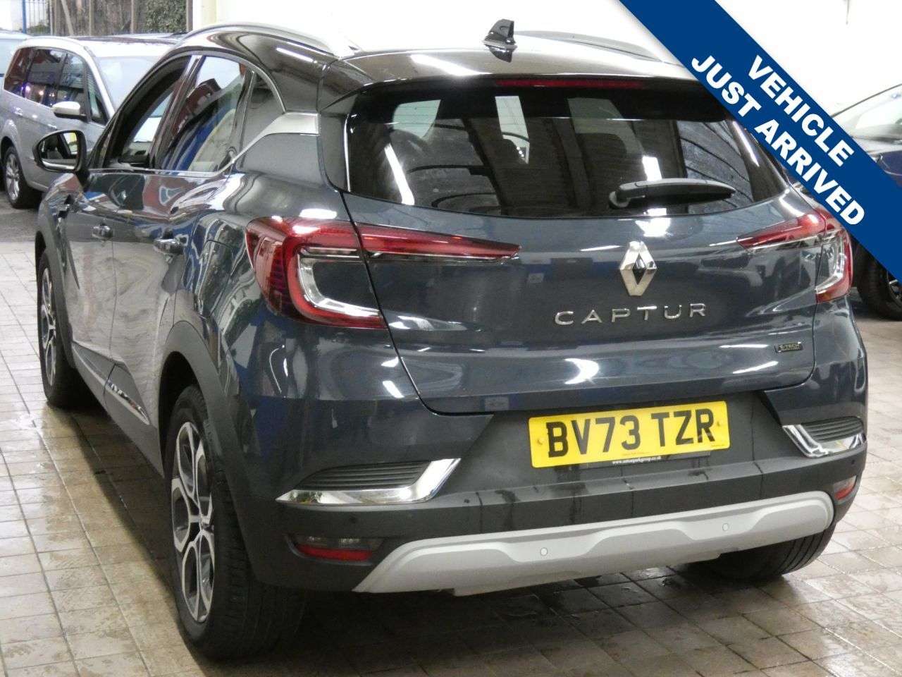 A 2023 RENAULT CAPTUR 1.6 E-TECH 9.8kWh techno SUV 5dr Petrol Plug-in Hybrid Auto Euro 6 (s/s) (1 A 2023 RENAULT CAPTUR 1.6 E-TECH 9.8kWh techno SUV 5dr Petrol Plug-in Hybrid Auto Euro 6 (s/s) (1