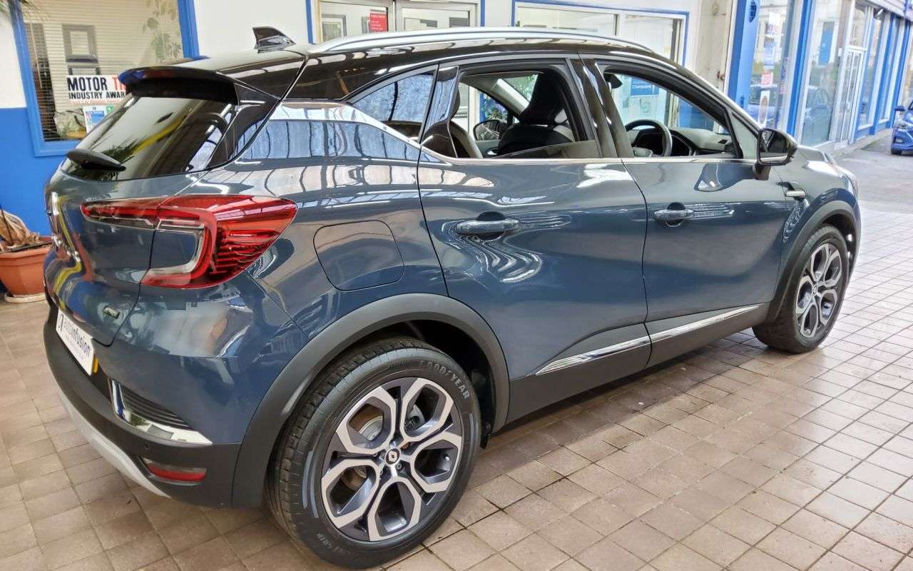 2023 RENAULT CAPTUR 2023 RENAULT CAPTUR
