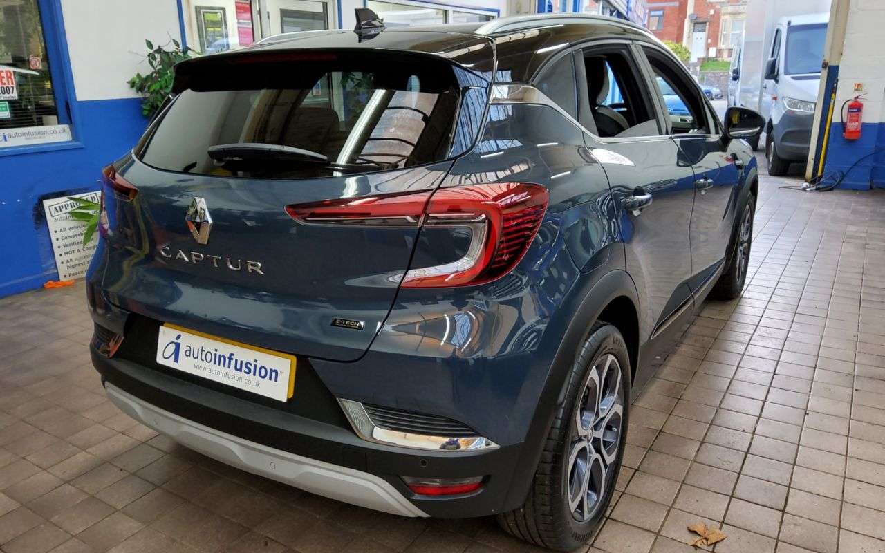 2023 RENAULT CAPTUR 2023 RENAULT CAPTUR