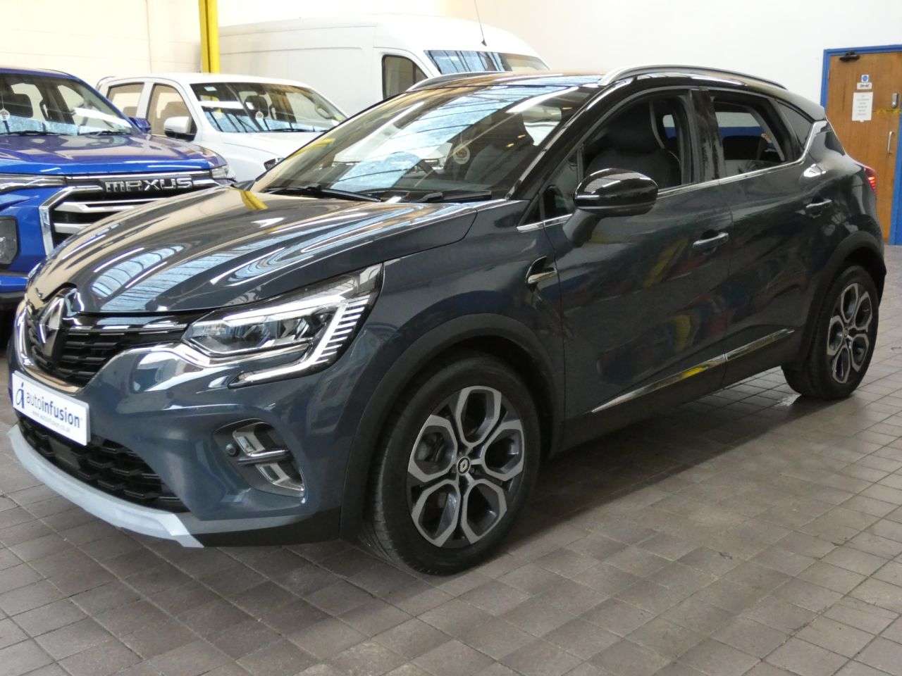 2023 RENAULT CAPTUR 2023 RENAULT CAPTUR