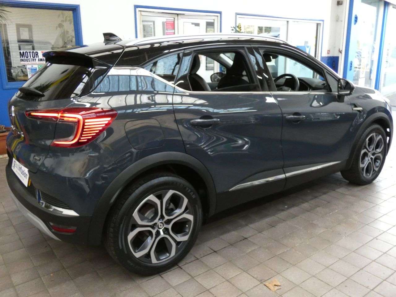 2023 RENAULT CAPTUR 2023 RENAULT CAPTUR