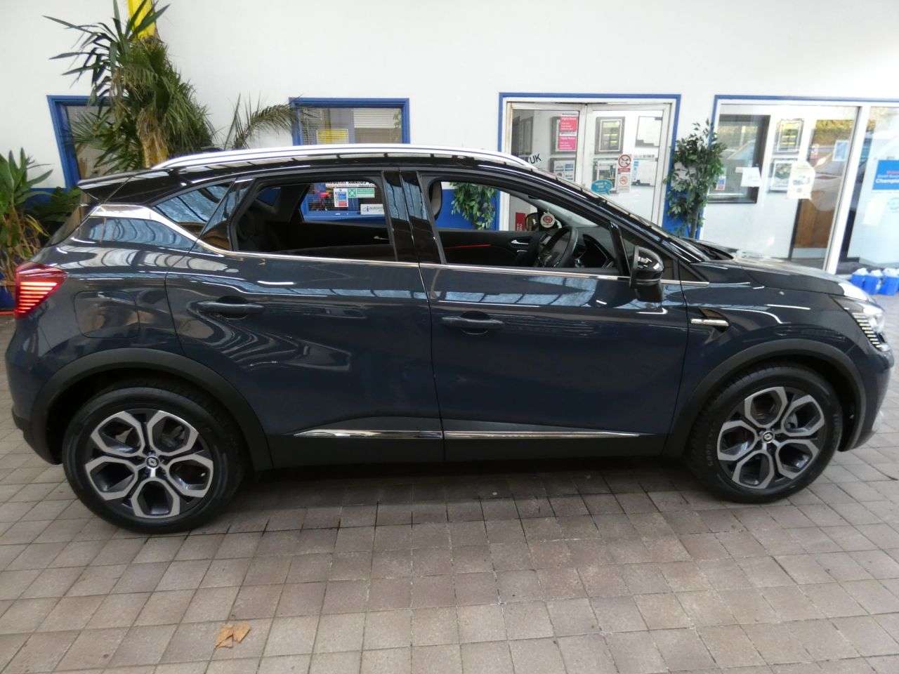 2023 RENAULT CAPTUR 2023 RENAULT CAPTUR