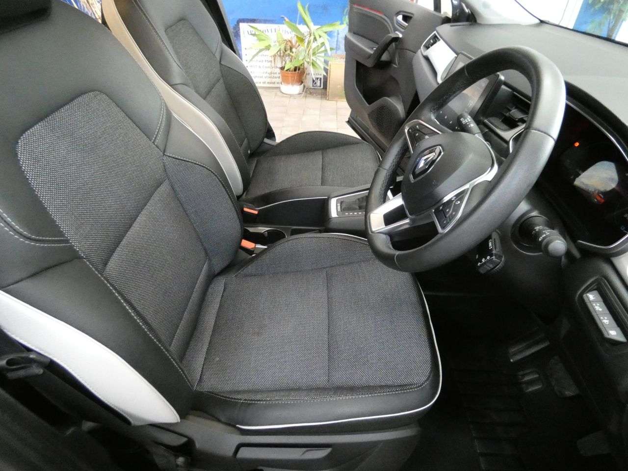 2023 RENAULT CAPTUR 2023 RENAULT CAPTUR