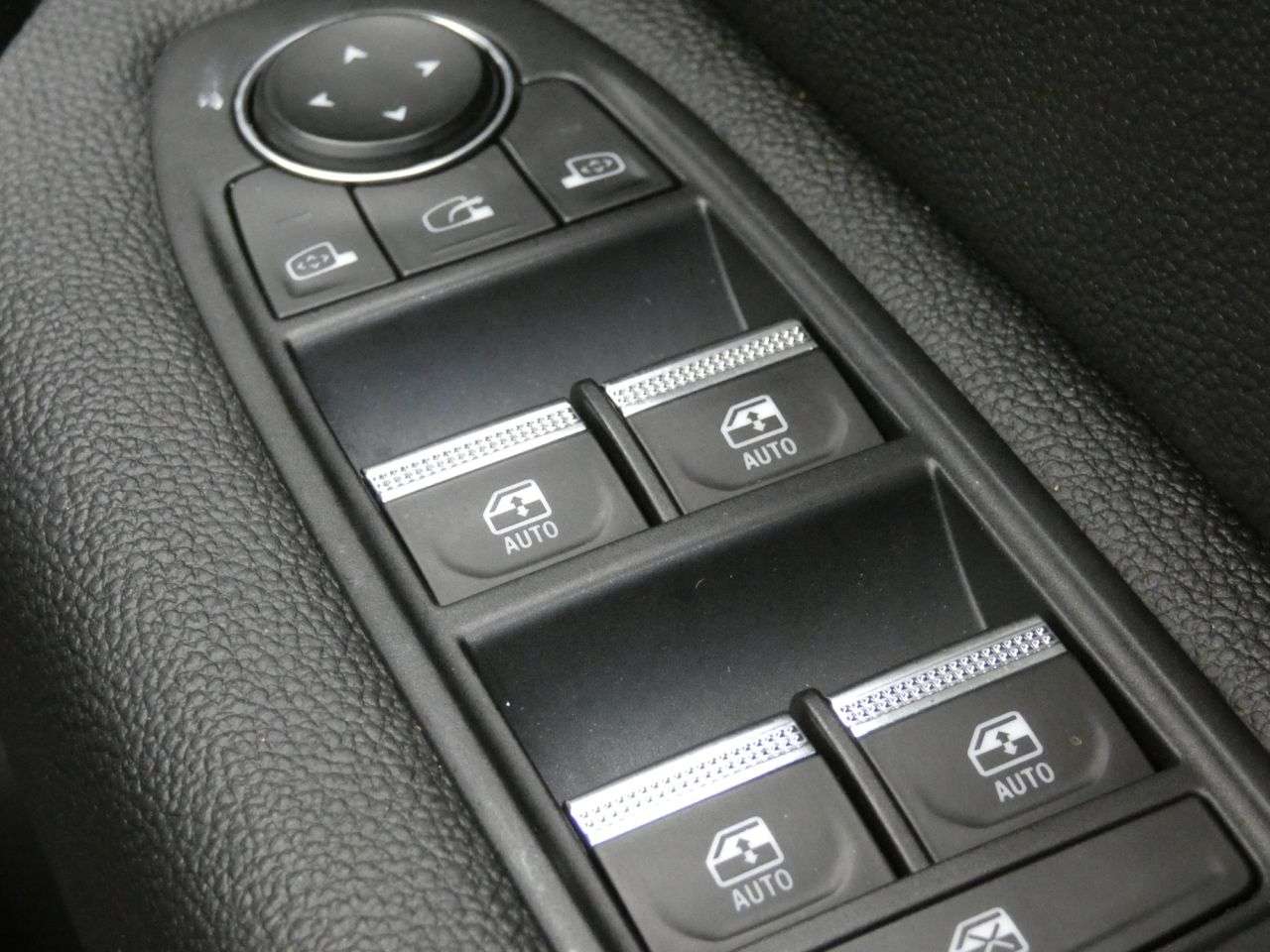 2023 RENAULT CAPTUR 2023 RENAULT CAPTUR