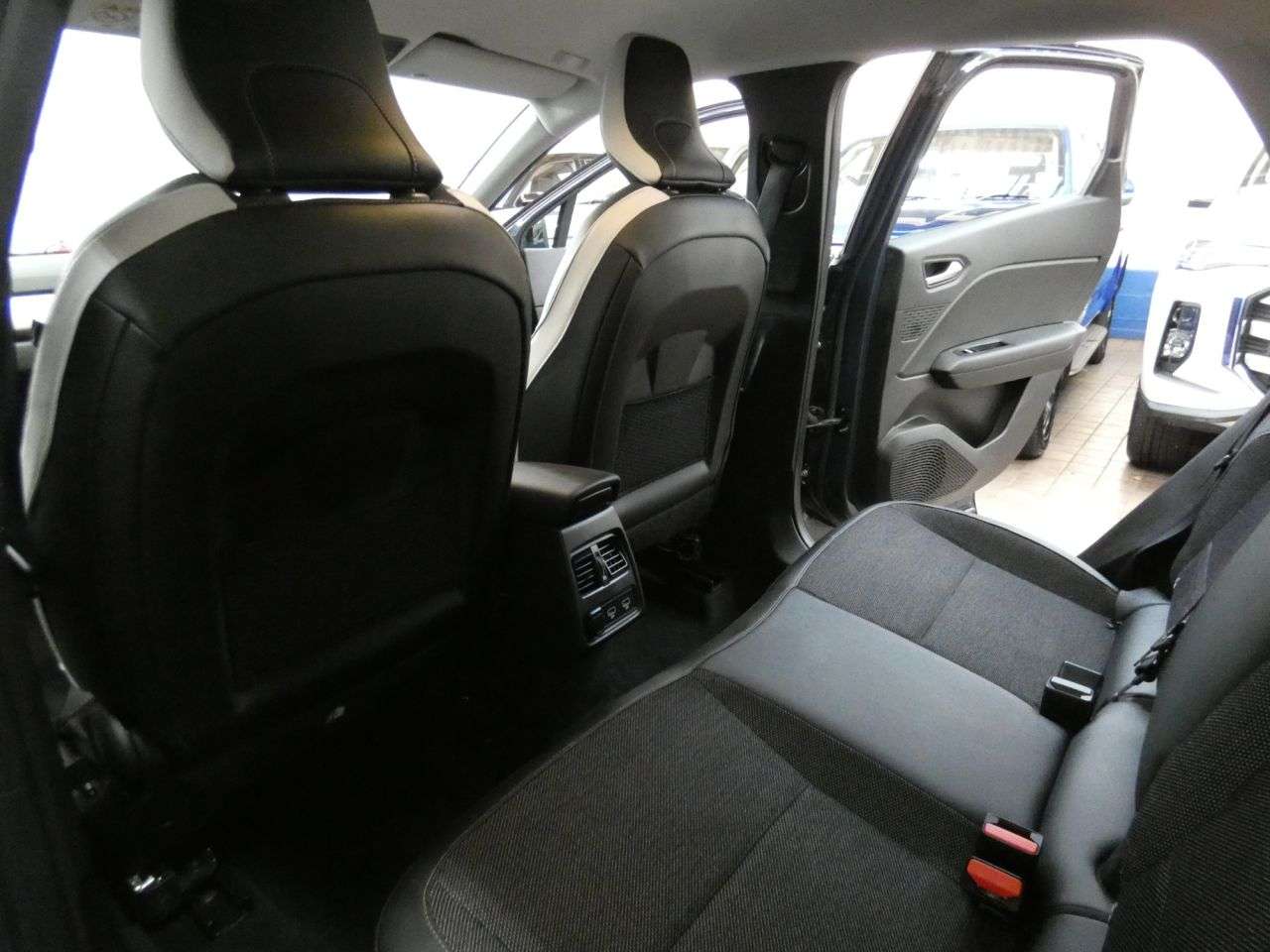 2023 RENAULT CAPTUR 2023 RENAULT CAPTUR