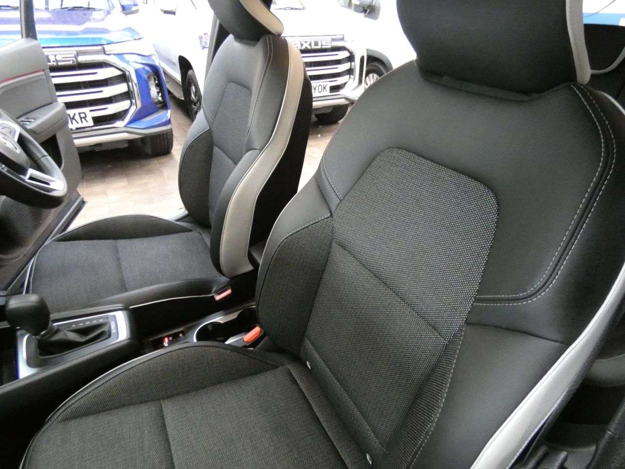 2023 RENAULT CAPTUR 2023 RENAULT CAPTUR