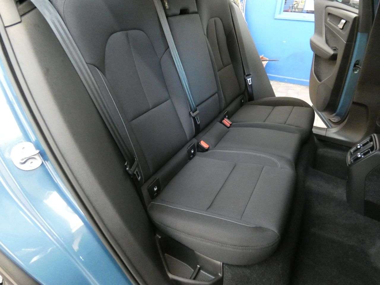 2022 VOLVO XC40 2022 VOLVO XC40