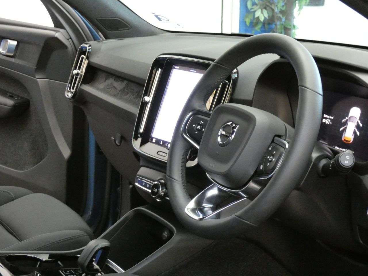 2022 VOLVO XC40 2022 VOLVO XC40