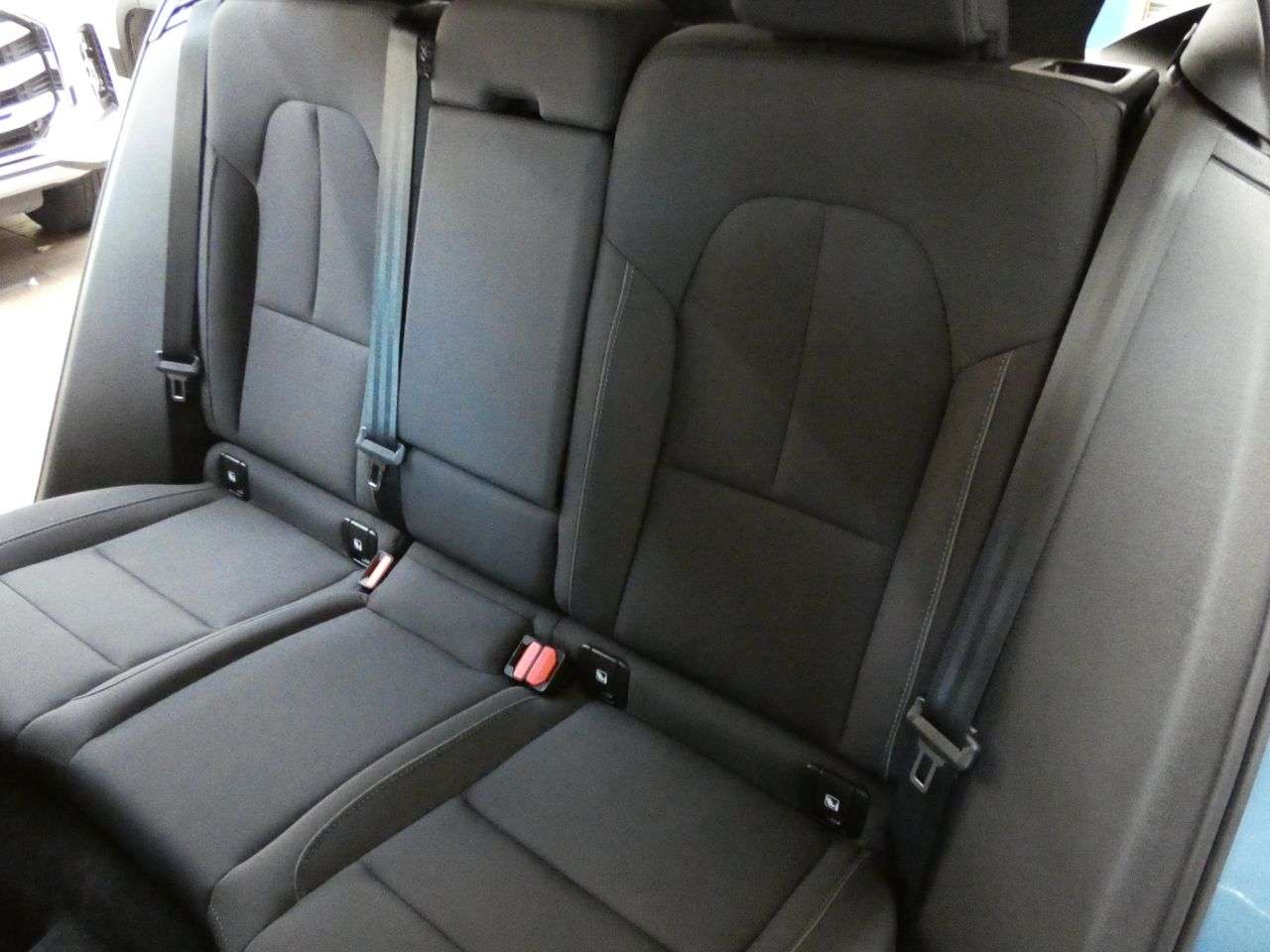 2022 VOLVO XC40 2022 VOLVO XC40