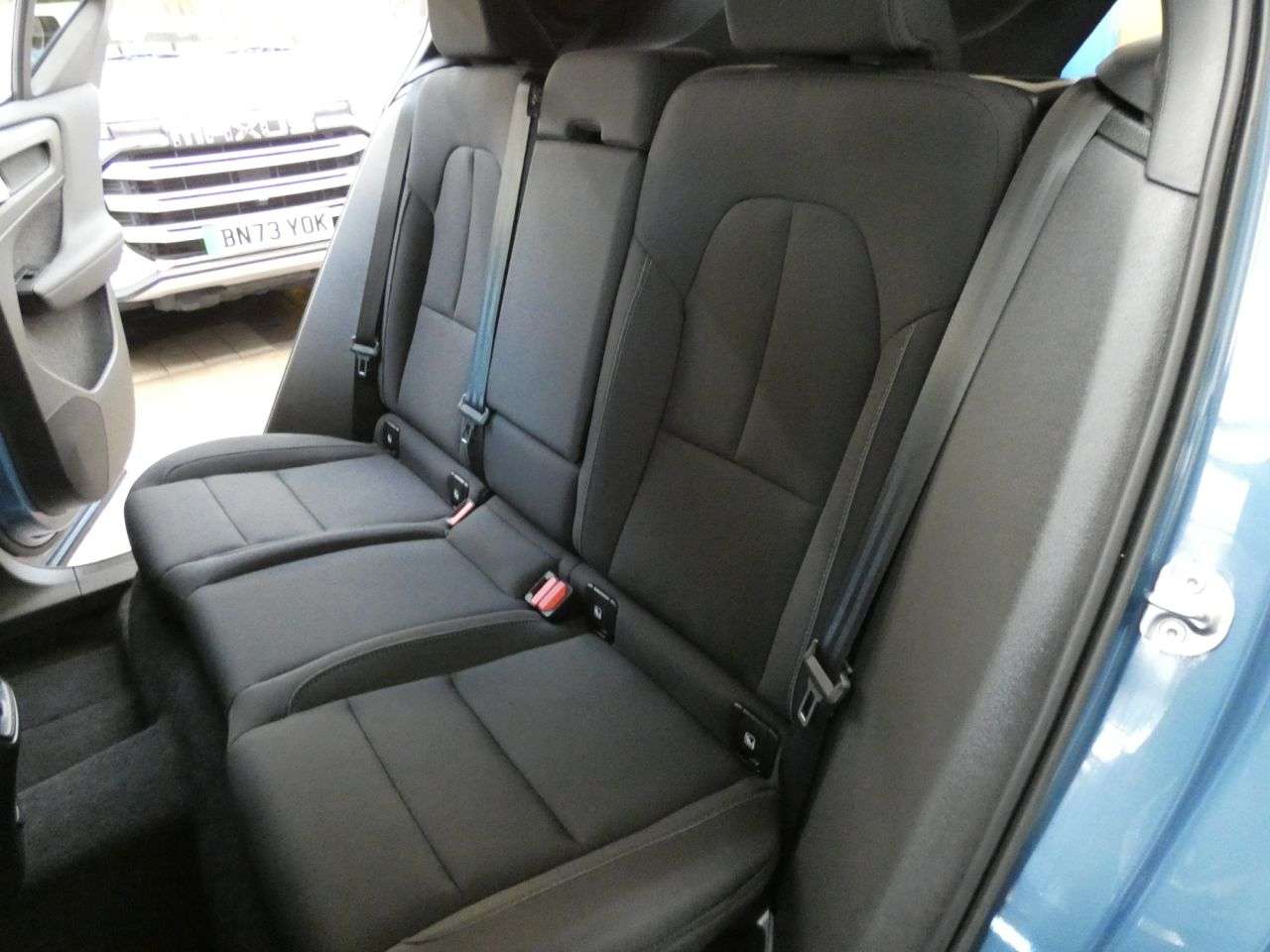 2022 VOLVO XC40 2022 VOLVO XC40