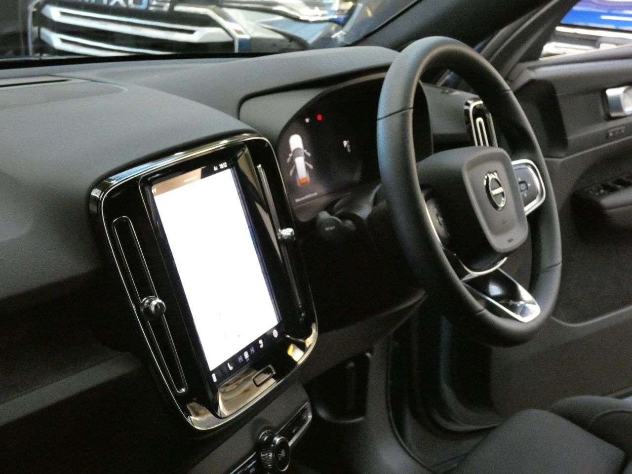 2022 VOLVO XC40 2022 VOLVO XC40