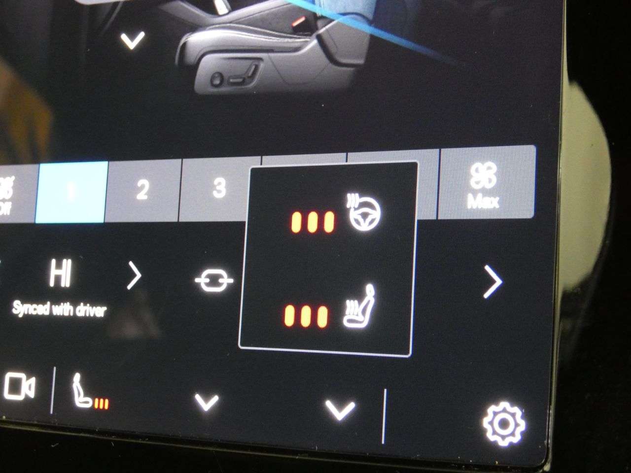 2022 VOLVO XC40 2022 VOLVO XC40