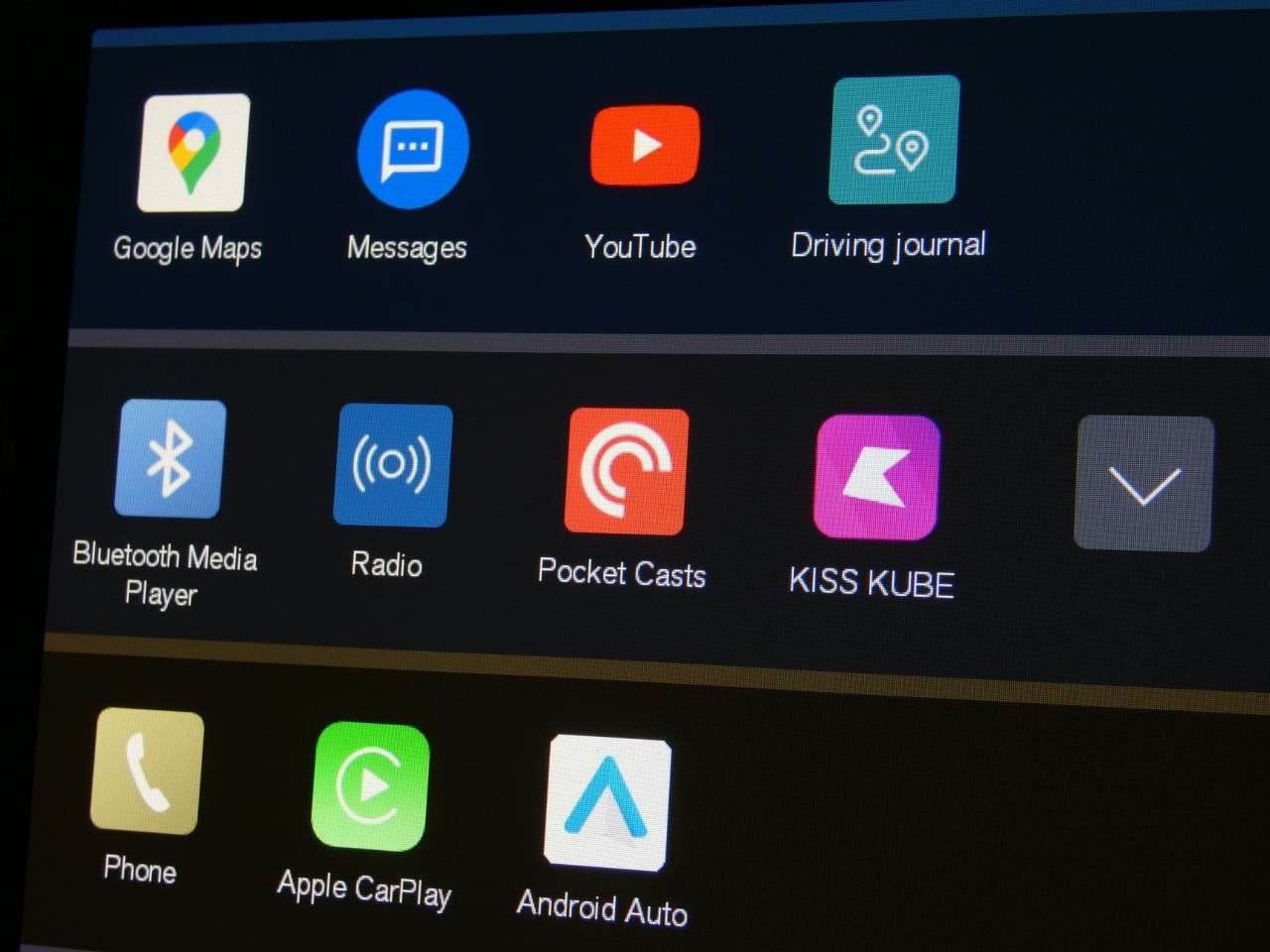 2022 VOLVO XC40 2022 VOLVO XC40