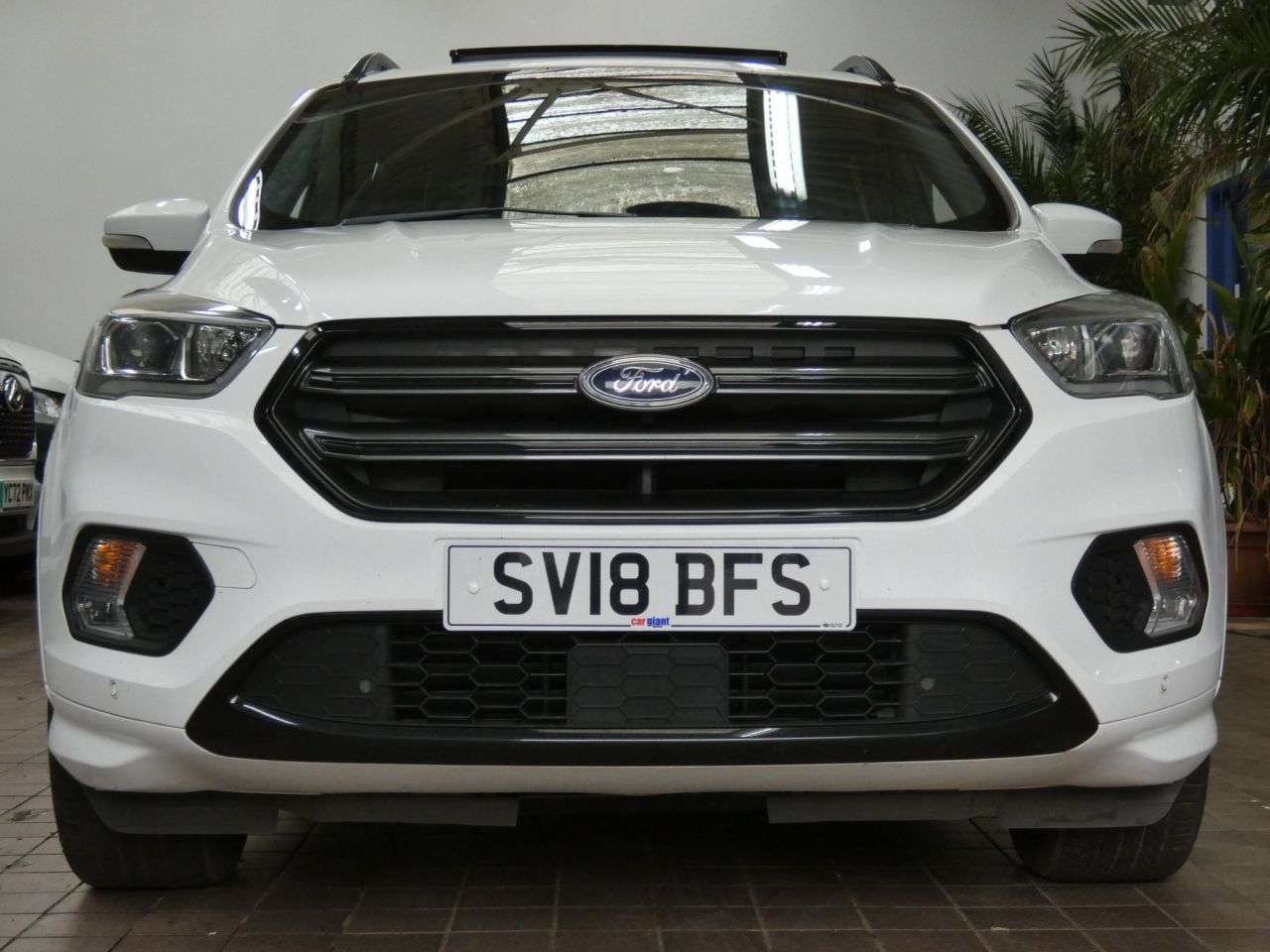 A 2018 FORD KUGA 2.0 TDCi ST-Line X SUV 5dr Diesel Powershift AWD Euro 6 (s/s) (180 ps) 2 OW A 2018 FORD KUGA 2.0 TDCi ST-Line X SUV 5dr Diesel Powershift AWD Euro 6 (s/s) (180 ps) 2 OW