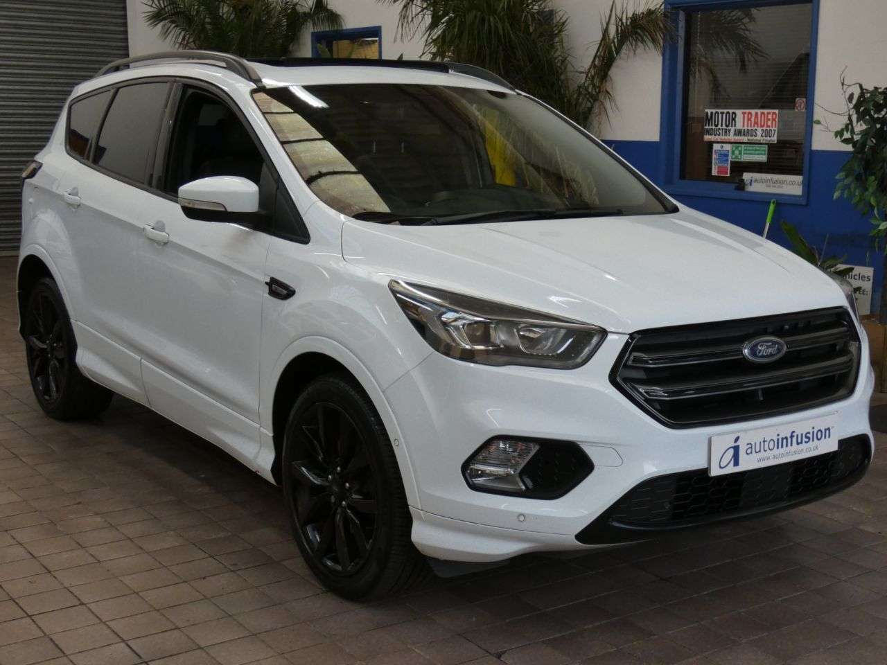 A 2018 FORD KUGA 2.0 TDCi ST-Line X SUV 5dr Diesel Powershift AWD Euro 6 (s/s) (180 ps) 2 OW A 2018 FORD KUGA 2.0 TDCi ST-Line X SUV 5dr Diesel Powershift AWD Euro 6 (s/s) (180 ps) 2 OW