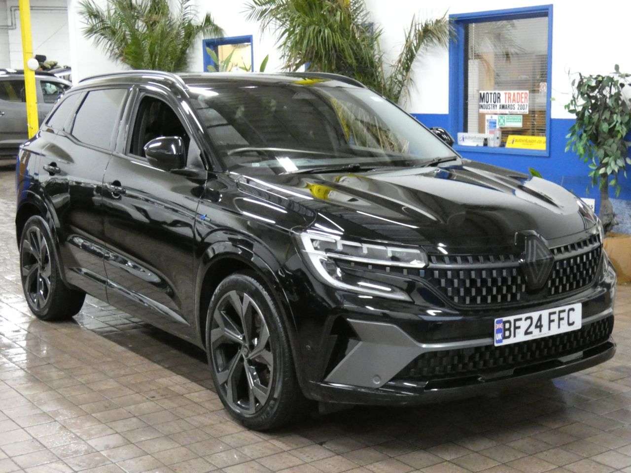 A 2024 RENAULT AUSTRAL 1.2 E-TECH techno esprit Alpine SUV 5dr Petrol Hybrid Auto Euro 6 (s/s) (20 A 2024 RENAULT AUSTRAL 1.2 E-TECH techno esprit Alpine SUV 5dr Petrol Hybrid Auto Euro 6 (s/s) (20