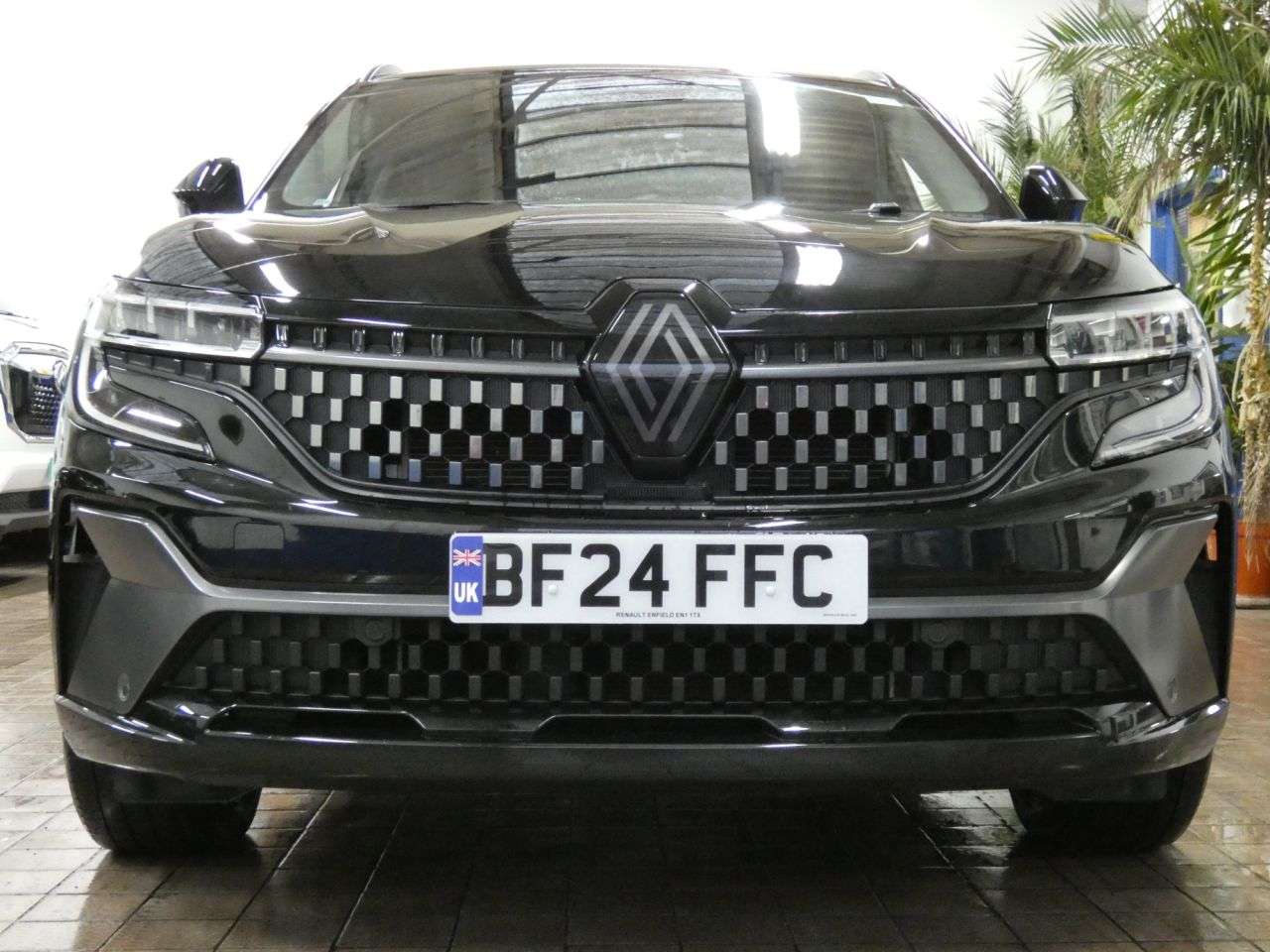 A 2024 RENAULT AUSTRAL 1.2 E-TECH techno esprit Alpine SUV 5dr Petrol Hybrid Auto Euro 6 (s/s) (20 A 2024 RENAULT AUSTRAL 1.2 E-TECH techno esprit Alpine SUV 5dr Petrol Hybrid Auto Euro 6 (s/s) (20