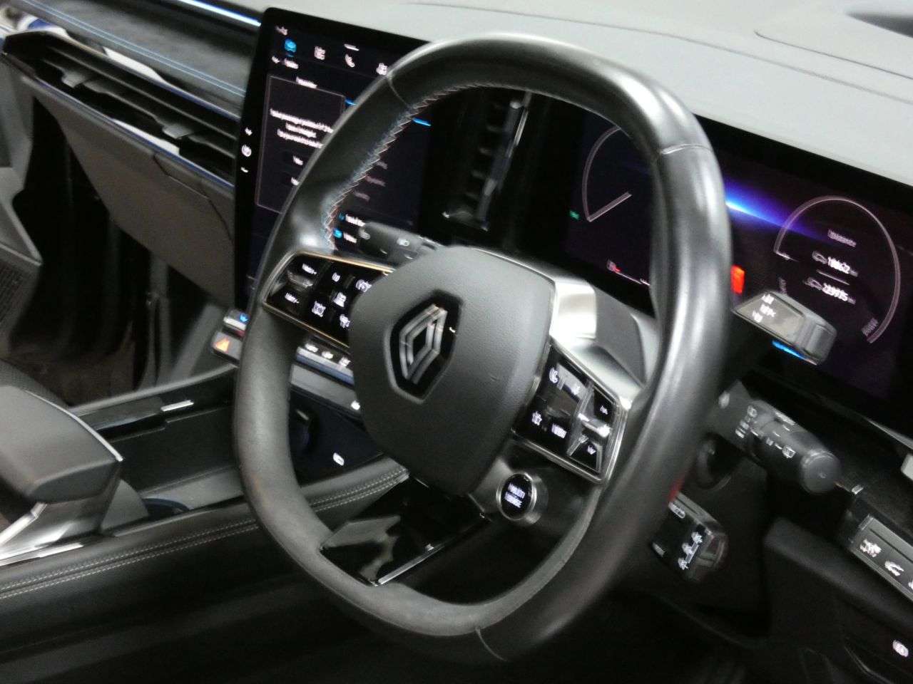 2024 RENAULT AUSTRAL 2024 RENAULT AUSTRAL