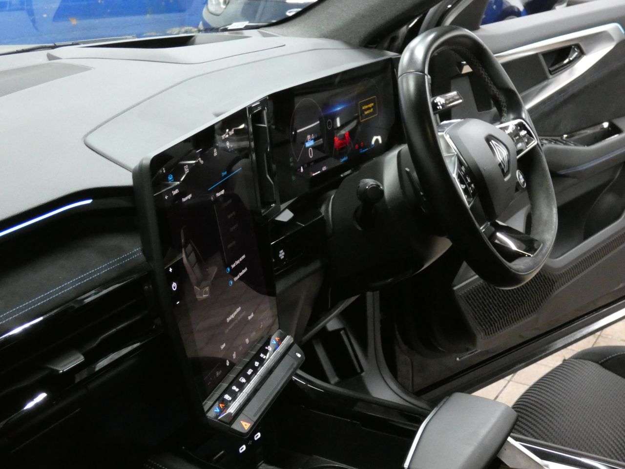 2024 RENAULT AUSTRAL 2024 RENAULT AUSTRAL